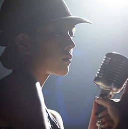 探公主婚紗攝影 高端價格與低端服務的反差，遭遇銷售之困