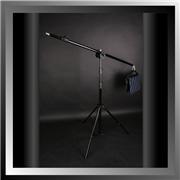 中號頂燈架在專業攝影服務中的關鍵作用與選購指南